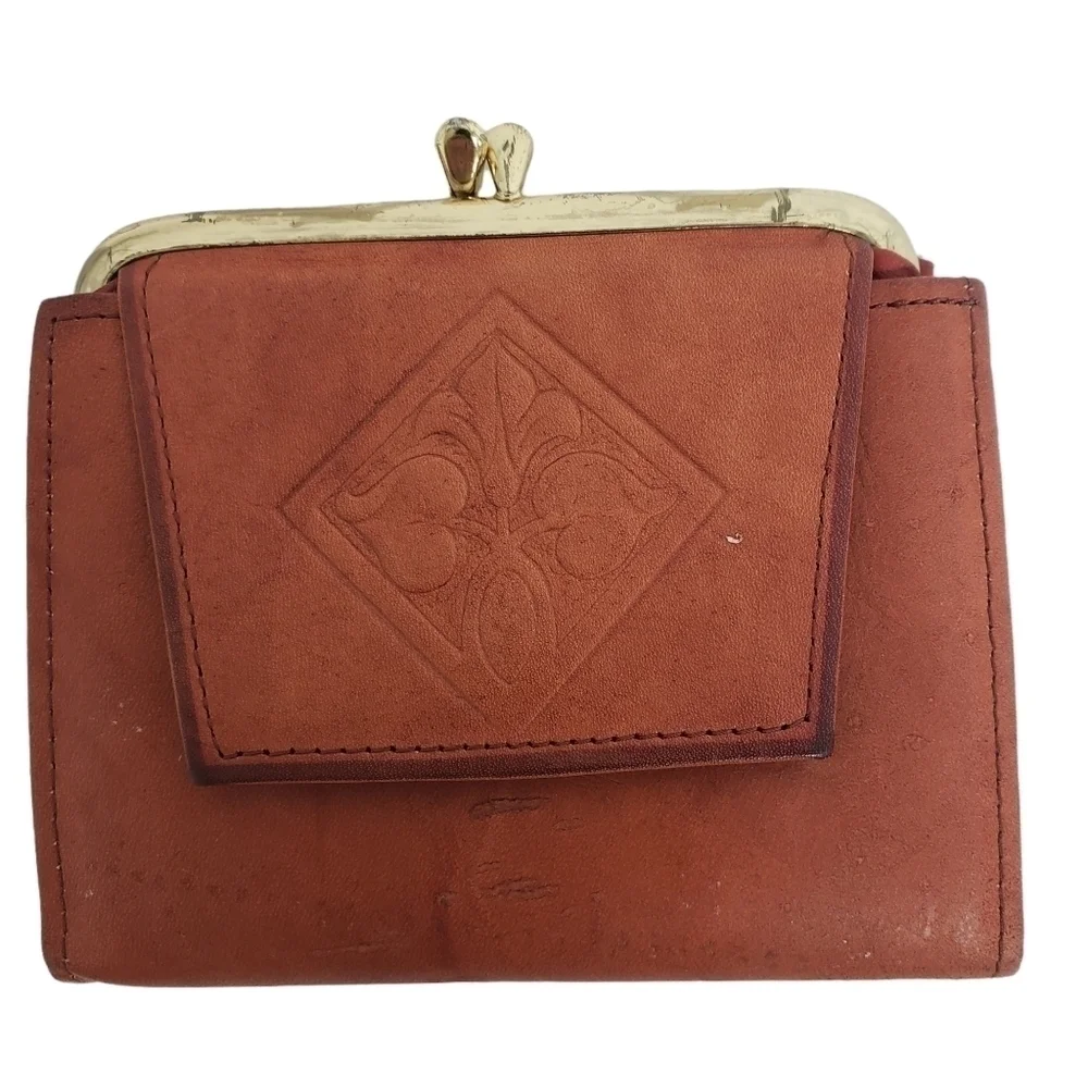 Vintage Amity Leather Wallet Kiss Clasp Coin Bi-Fold Snap Closure Unused